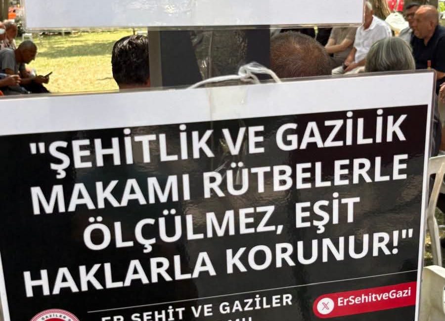 Cumhuriyet Halk Partisi Tekirdağ Milletvekili ve TBMM Kâtip Üyesi Nurten